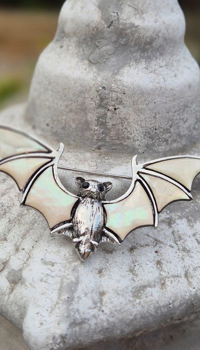Broche 2-en-1 Chauve-Souris Gothique